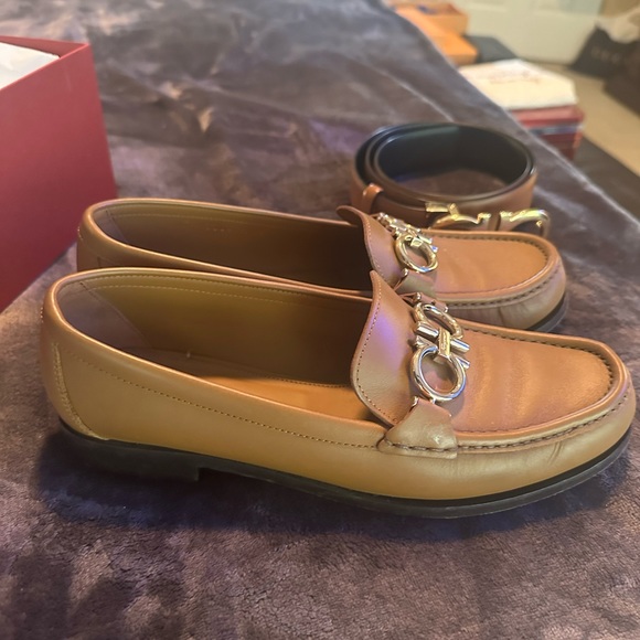 Moccasin with Gancini ornament - Picture 4 of 14